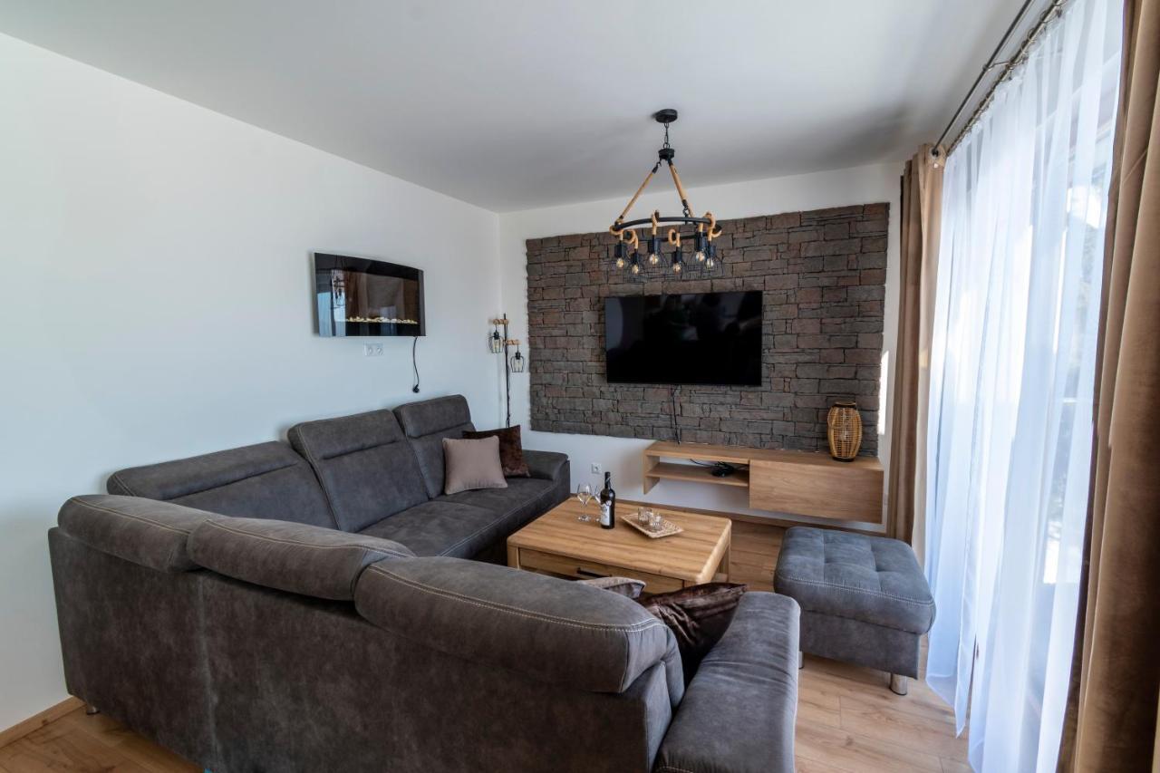 Apartman Jesienka, Hillside Dolny Kubin Buitenkant foto